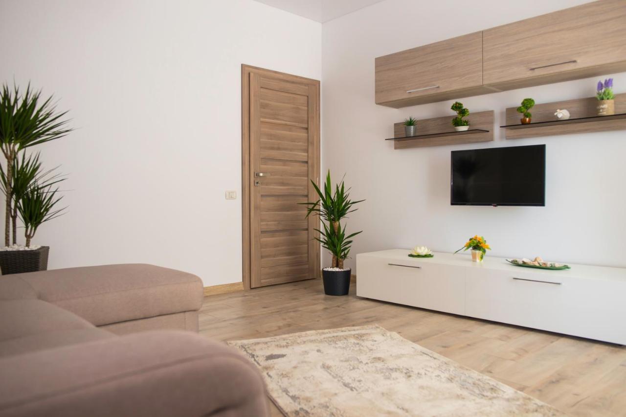 Golden Shell Apartment Mamaia Nord Năvodari Eksteriør billede