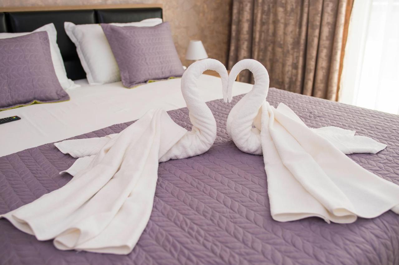 Golden Shell Apartment Mamaia Nord Năvodari Eksteriør billede