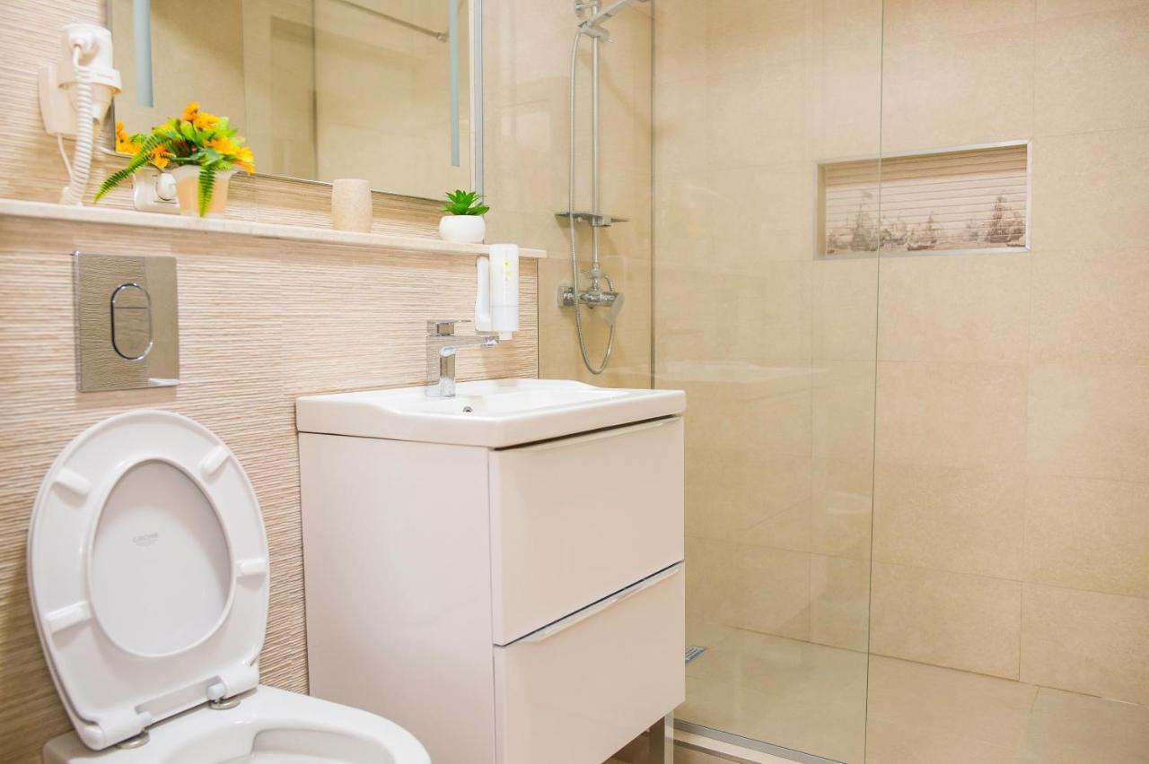 Golden Shell Apartment Mamaia Nord Năvodari Eksteriør billede