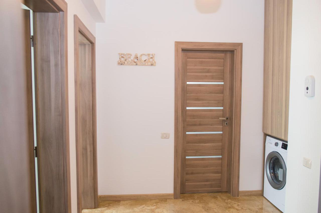Golden Shell Apartment Mamaia Nord Năvodari Eksteriør billede